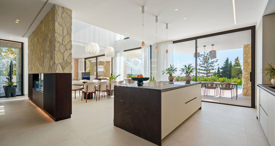 Modern Mediterranean Masterpiece in La Quinta