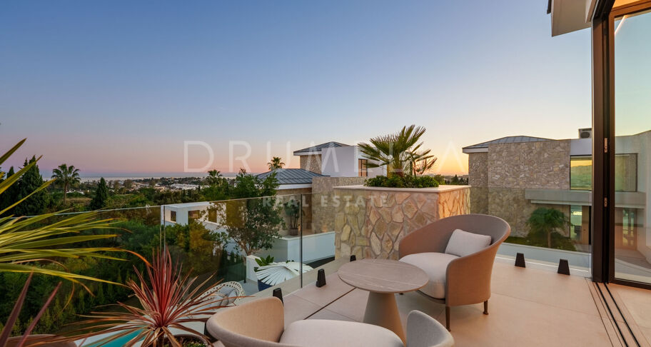 Modern Mediterranean Masterpiece in La Quinta