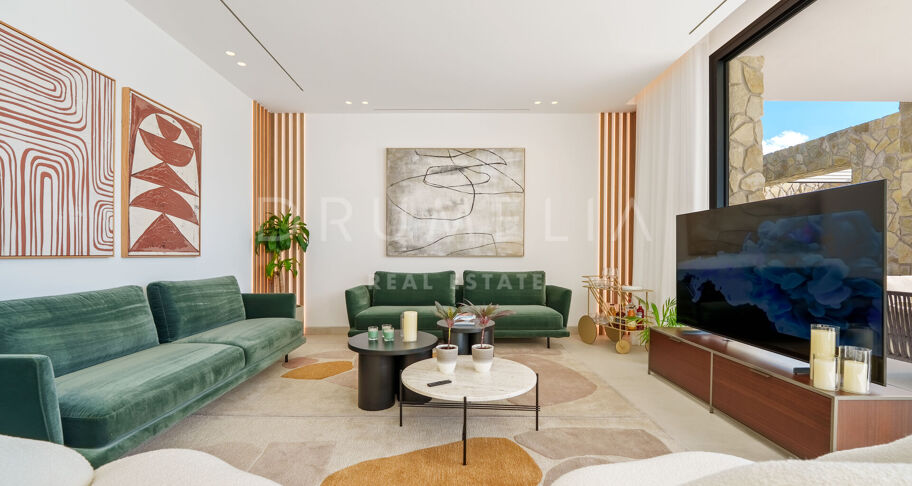 Modern Mediterranean Masterpiece in La Quinta