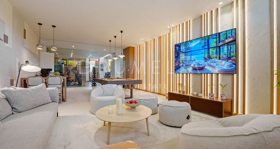 Modern Mediterranean Masterpiece in La Quinta