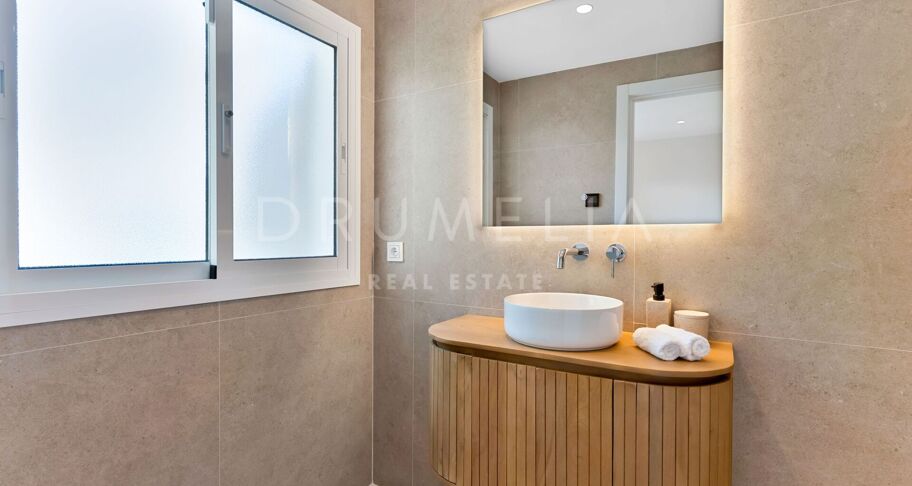 Modern Elegance In The Heart Of Nagüeles / Marbella, Golden Mile