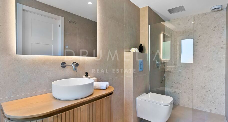 Modern Elegance In The Heart Of Nagüeles / Marbella, Golden Mile