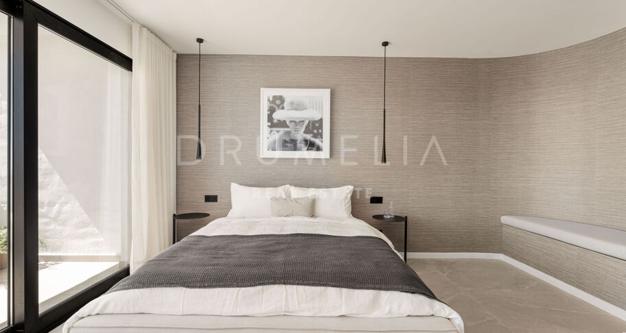 Moderne Duplex med Havutsikt i Las Colinas de Marbella, Benahavís