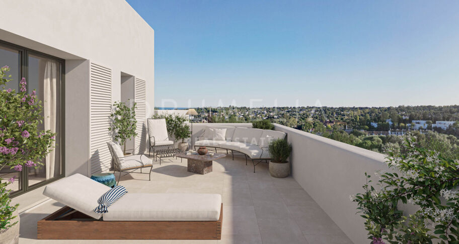 Moderne villa med 4 soverom omgitt av natur i Sotogrande
