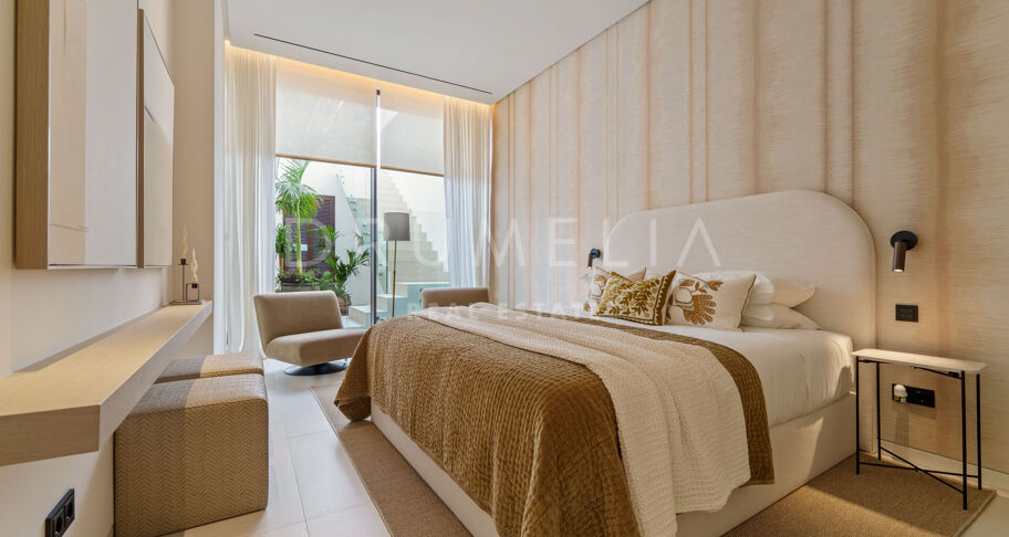 Luxury villa with a privileged location on the Golden Mile
