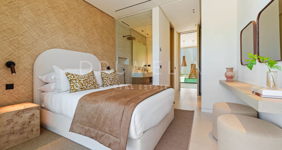 Luxury villa with a privileged location on the Golden Mile