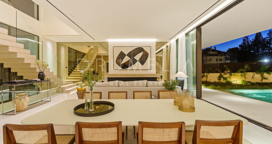Luxury villa with a privileged location on the Golden Mile