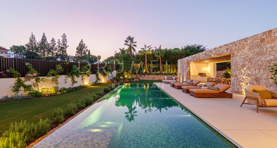Luxury villa with a privileged location on the Golden Mile