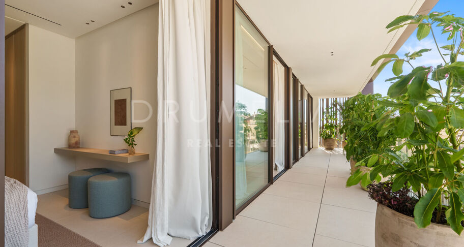Luxury villa with a privileged location on the Golden Mile