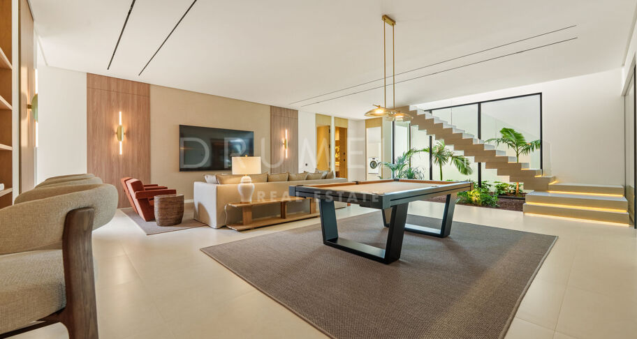 Luxury villa with a privileged location on the Golden Mile