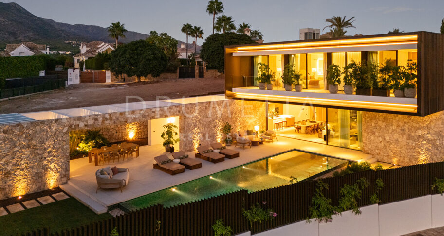Luxury villa with a privileged location on the Golden Mile