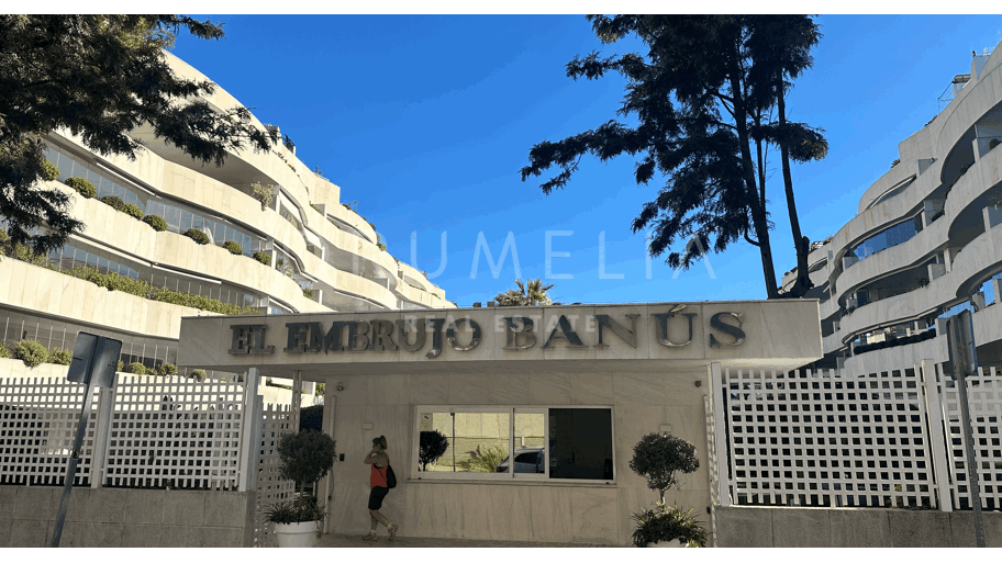 Элегантная Квартира на Первом Этажe в El Embrujo Marbella