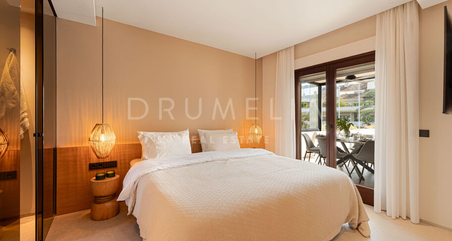 Renovated Penthouse with Style and Privacy in Lomas del Rey