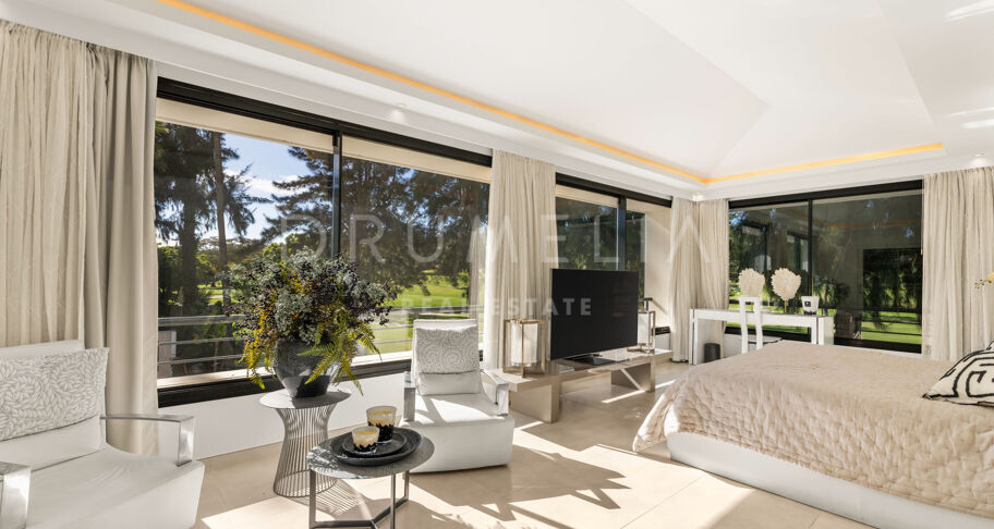 Isla Brisa — an incredible contemporary home on the front line of the golf course in Las Brisas, Nueva Andalucía, Marbella
