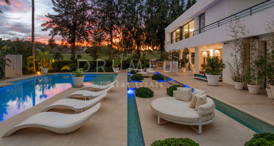 Isla Brisa — an incredible contemporary home on the front line of the golf course in Las Brisas, Nueva Andalucía, Marbella