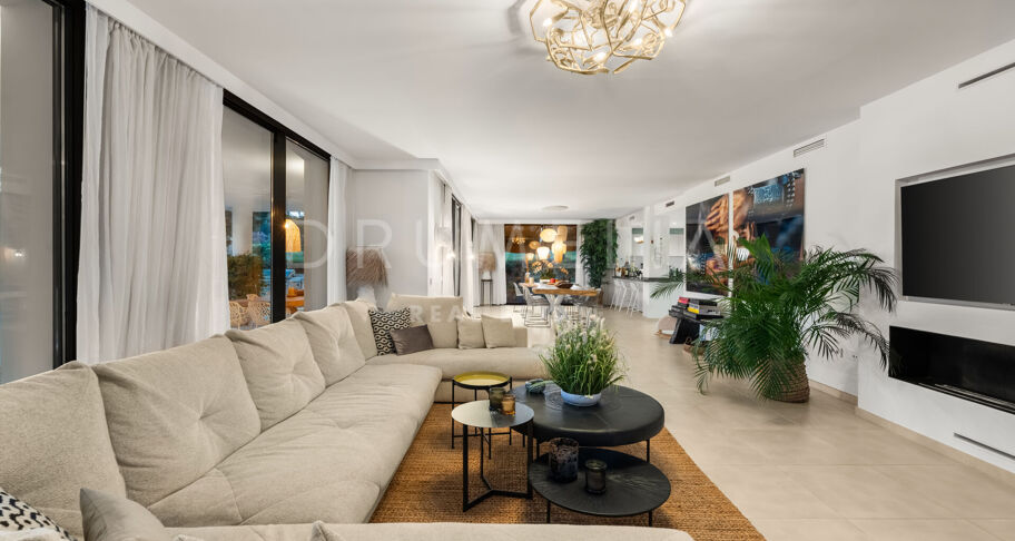 Isla Brisa — an incredible contemporary home on the front line of the golf course in Las Brisas, Nueva Andalucía, Marbella