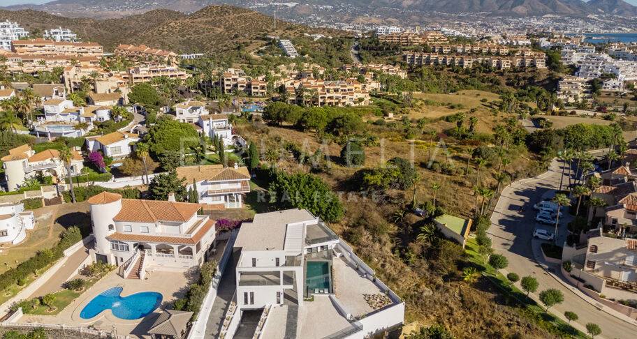 Villa te koop in El Faro, Mijas Costa