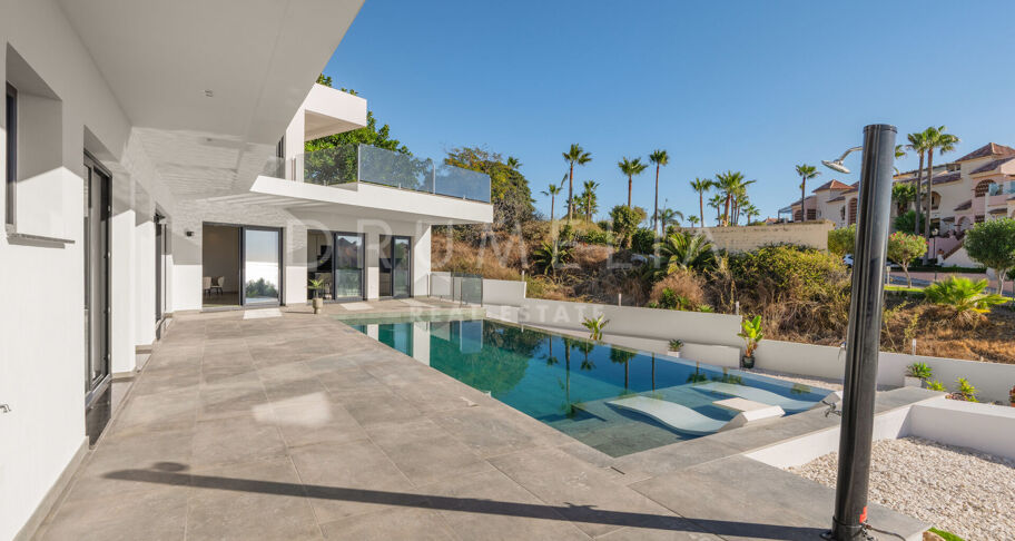 Villa te koop in El Faro, Mijas Costa