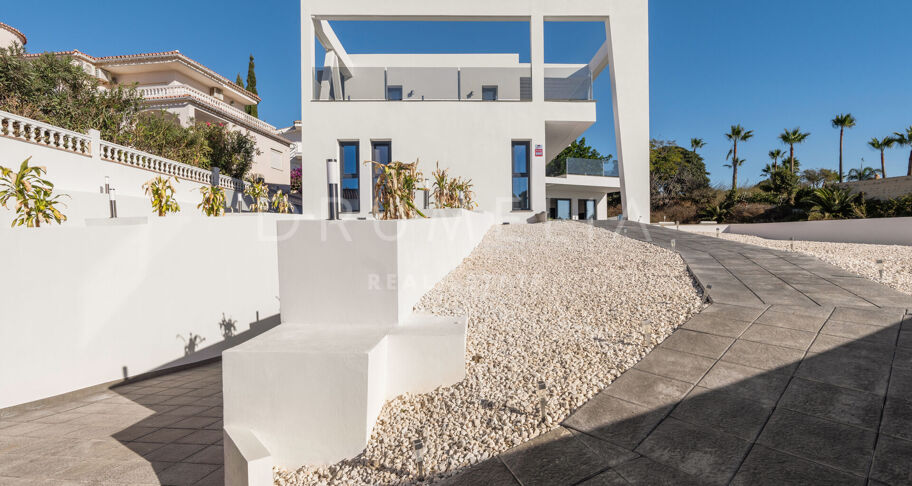 Villa te koop in El Faro, Mijas Costa