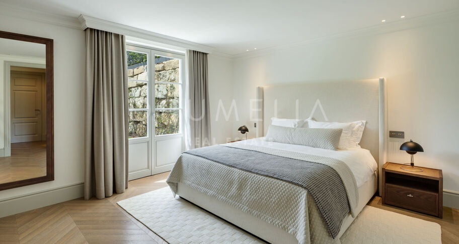 Moderne villa med fjellutsikt i La Zagaleta, Benahavís