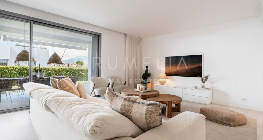 Elegant vier slaapkamer appartement in Santa Clara, Oost Marbella