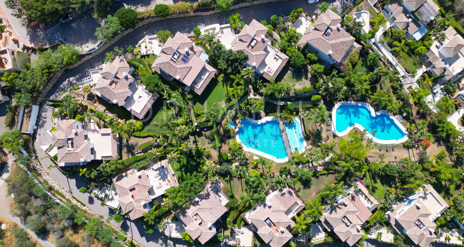 Elegant Villa in Las Lomas de Magna Marbella