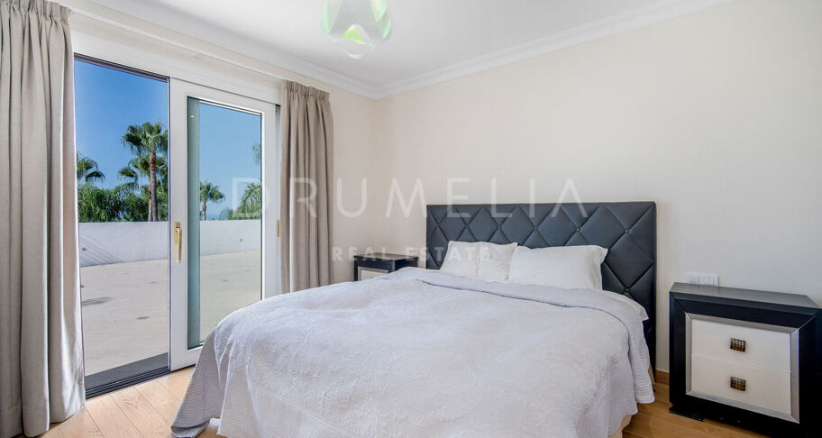 Elegant Villa in Las Lomas de Magna Marbella