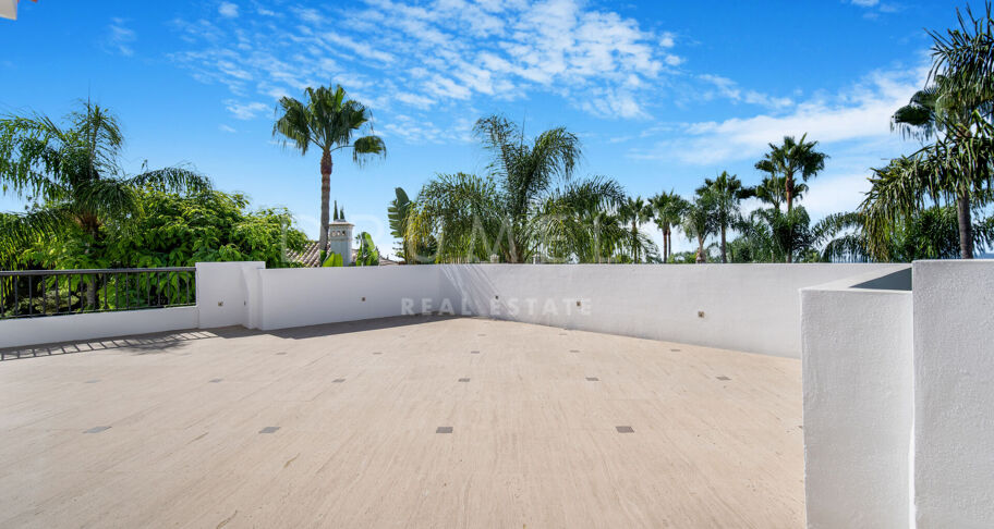 Elegant Villa in Las Lomas de Magna Marbella
