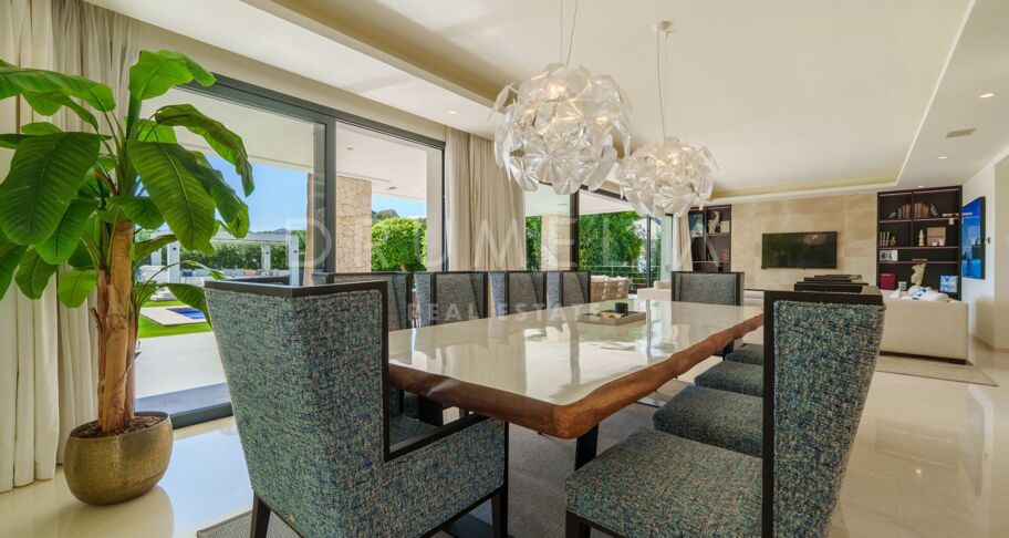 Elegant modern huis in Nueva Andalucía