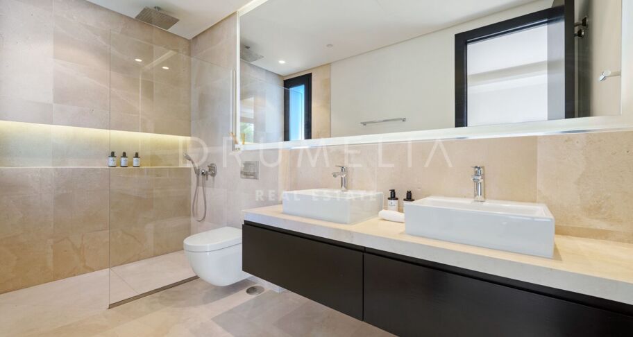 Elegant modern huis in Nueva Andalucía