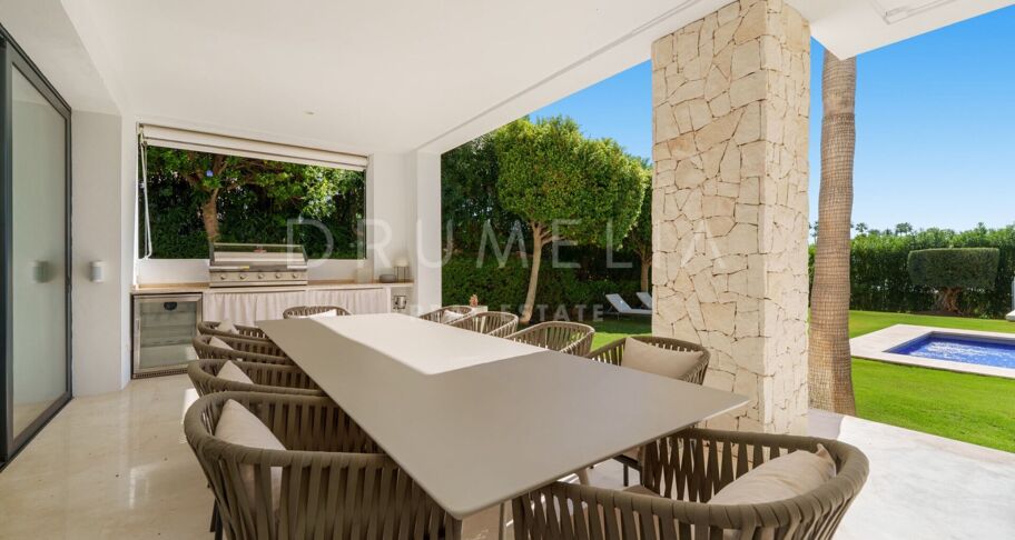 Elegant modern huis in Nueva Andalucía