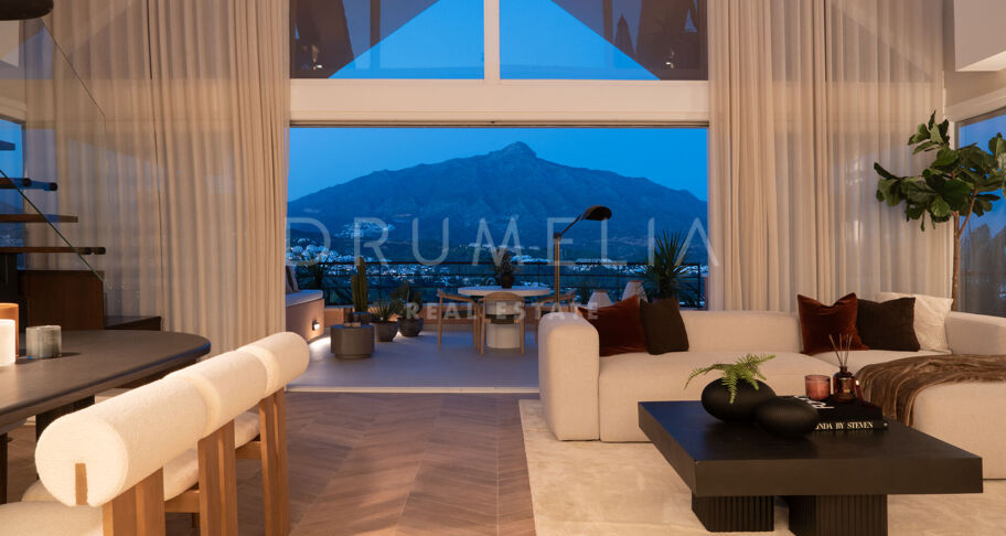 Totalrenovert penthouse med privat takbasseng i Marbella