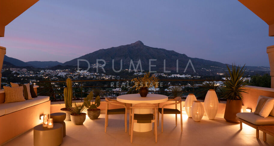 Totalrenovert penthouse med privat takbasseng i Marbella