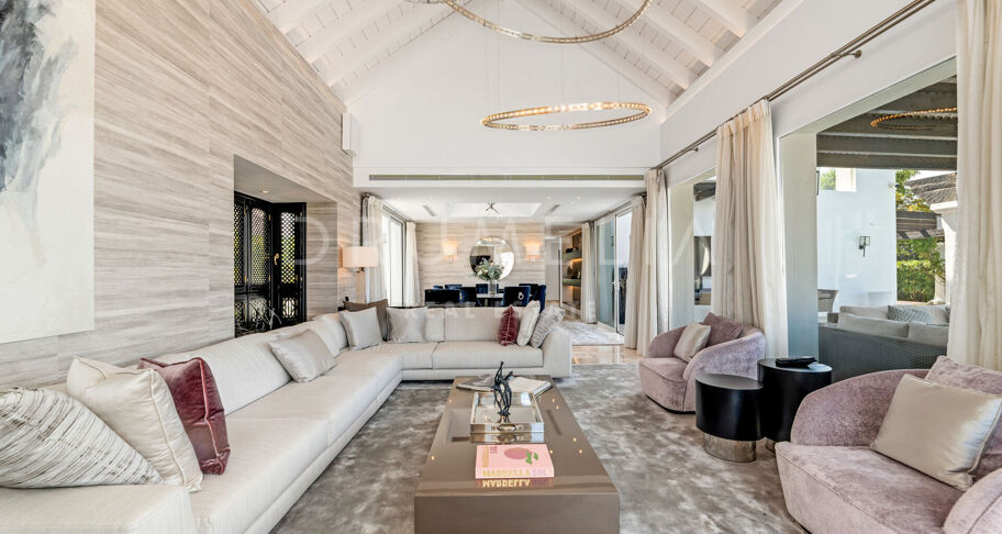 Villa andaluza con privacidad y vistas abiertas en La Quinta, Benahavís