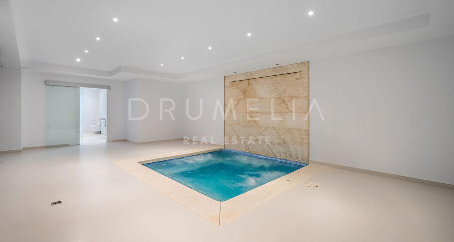 Große Luxusvilla mit Blick auf La Concha in Cascada de Camoján, Marbella