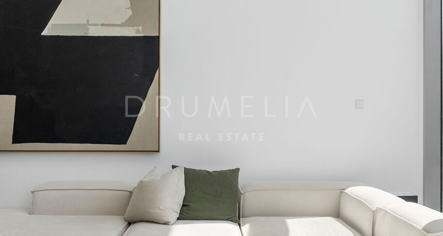 Luxury Villa with Sea Views in the Exclusive Sierra Blanca Area