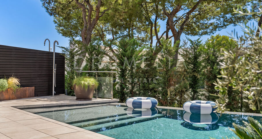 Luxury Villa with Sea Views in the Exclusive Sierra Blanca Area