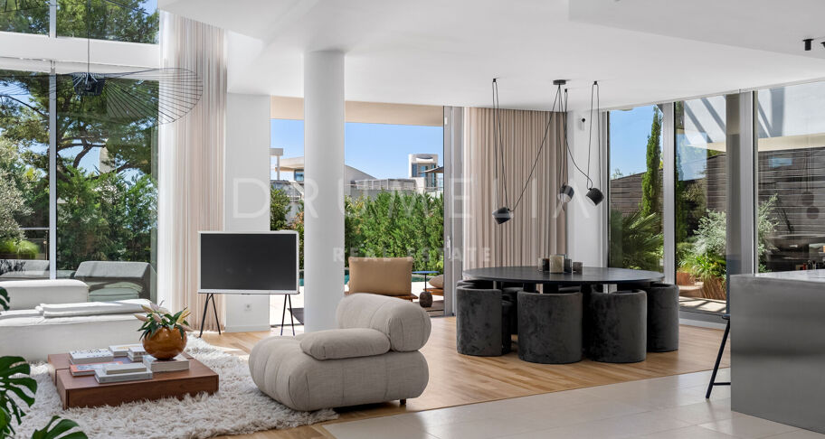 Luxury Villa with Sea Views in the Exclusive Sierra Blanca Area