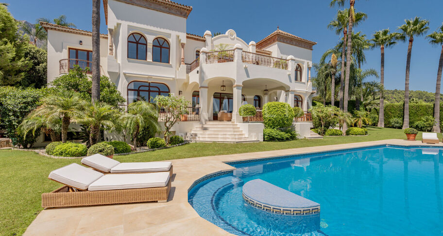 Villa Serenata - Elegante mediterrane Villa mit zeitlosem Charme in Sierra Blanca, Marbellas Golden Mile