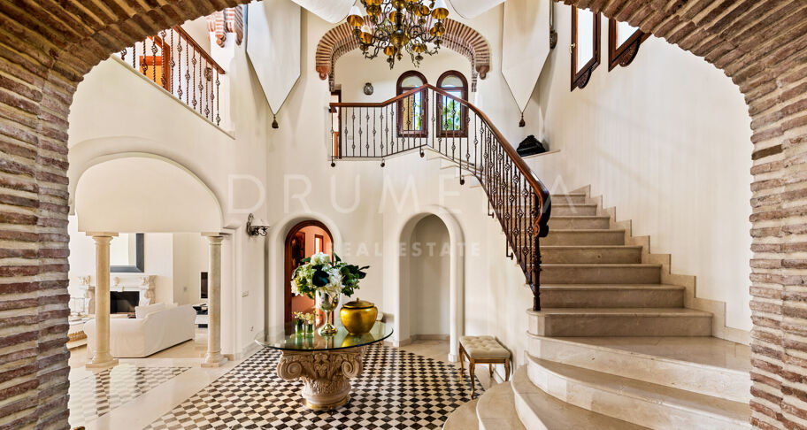 Villa Serenata - Elegante mediterrane Villa mit zeitlosem Charme in Sierra Blanca, Marbellas Golden Mile