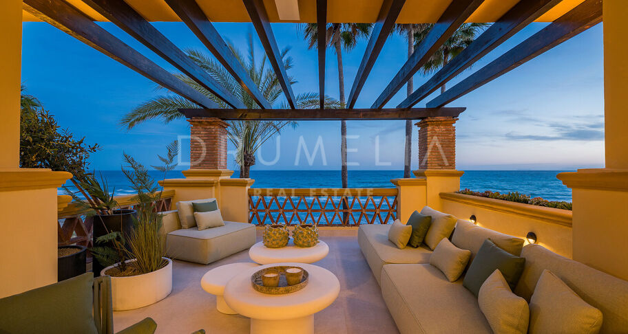Beachfront Elegance with Sea Views in Río Real Playa, Marbella