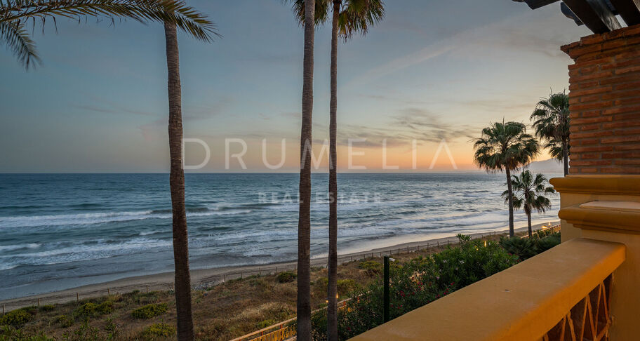 Beachfront Elegance with Sea Views in Río Real Playa, Marbella