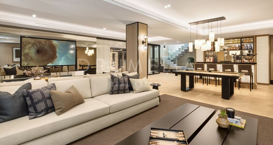 Villa Solstice - Wyjątkowa Willa Frontowa przy Polu Golfowym w Sercu Nueva Andalucía, Marbella