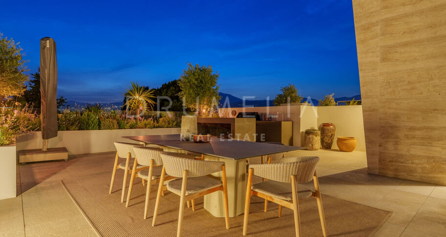 Zeitgemäße Luxusresidenz mit exklusivem Lifestyle und Annehmlichkeiten in Marbella, Golden Mile