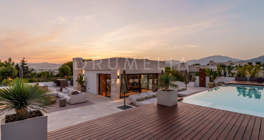 Zeitgemäße Luxusresidenz mit exklusivem Lifestyle und Annehmlichkeiten in Marbella, Golden Mile