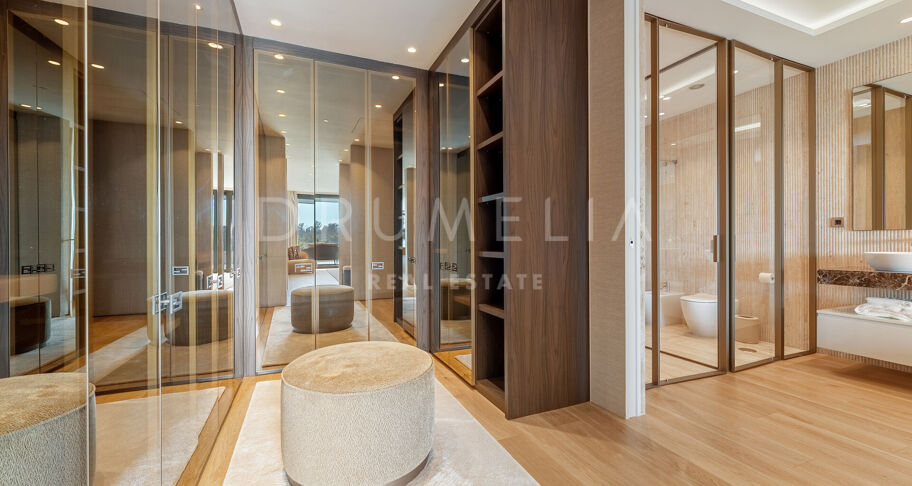 Zeitgemäße Luxusresidenz mit exklusivem Lifestyle und Annehmlichkeiten in Marbella, Golden Mile