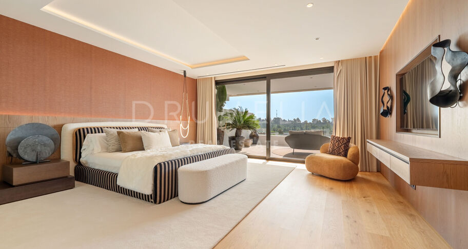 Zeitgemäße Luxusresidenz mit exklusivem Lifestyle und Annehmlichkeiten in Marbella, Golden Mile