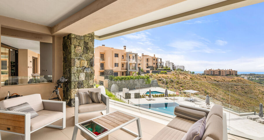 Luxuriöses, großzügiges Apartment mit Panoramablick aufs Meer in La Quinta, Benahavís