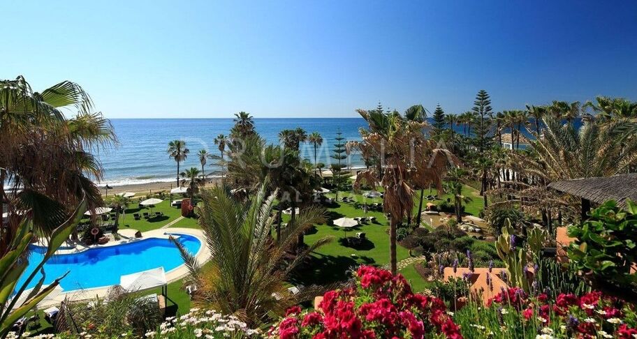Ekskluzywny Penthouse Przy Plaży w Hotelu Kempinski, Estepona