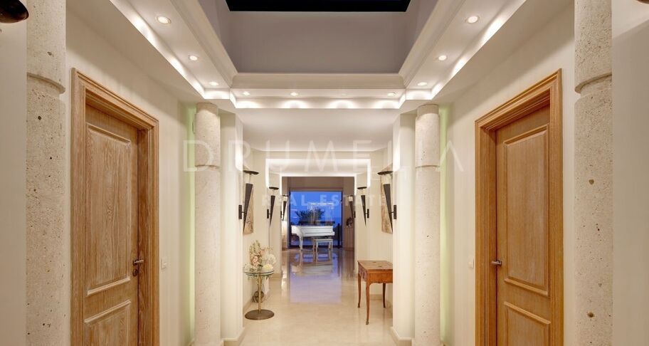 Ekskluzywny Penthouse Przy Plaży w Hotelu Kempinski, Estepona